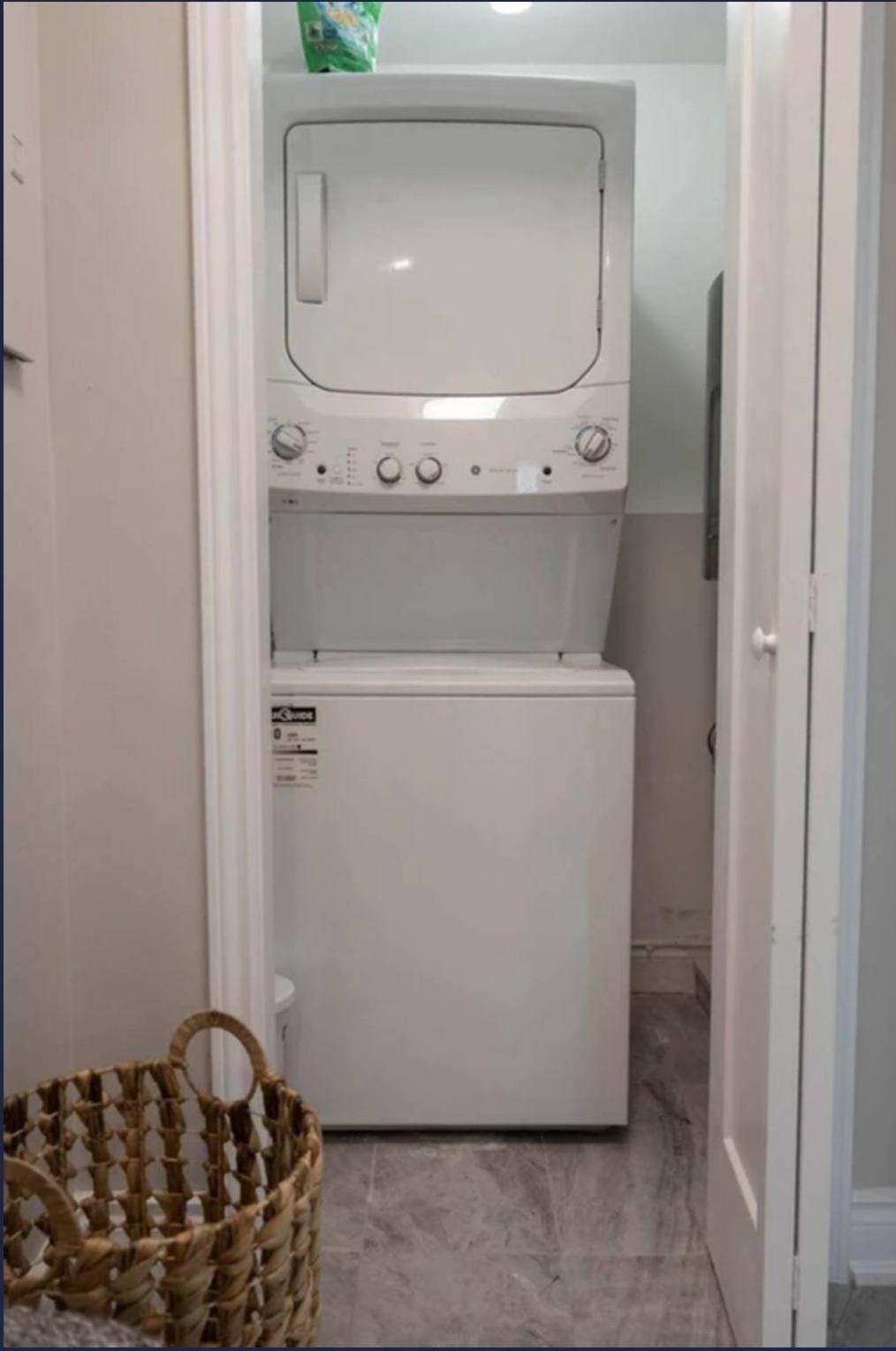 Casa St Clair - Suite -Style Suite W Lrg Patio Τορόντο Εξωτερικό φωτογραφία